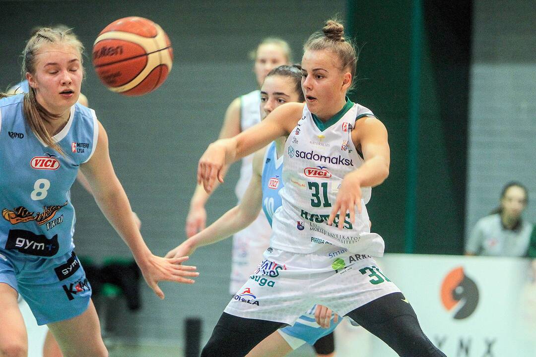 Moterų lyga: „Aistės-LSMU“ – „Kibirkštis-VKM“ 97:52