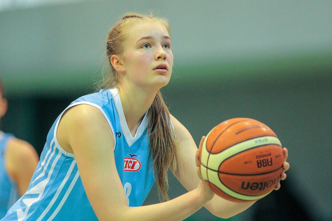 Moterų lyga: „Aistės-LSMU“ – „Kibirkštis-VKM“ 97:52
