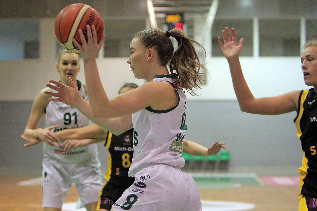 Moterų lyga: „Aistės-LSMU“ – „Šiauliai-Uni.“ 77:58