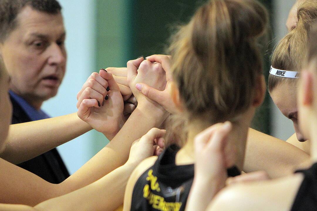 Moterų lyga: „Aistės-LSMU“ – „Šiauliai-Uni.“ 77:58
