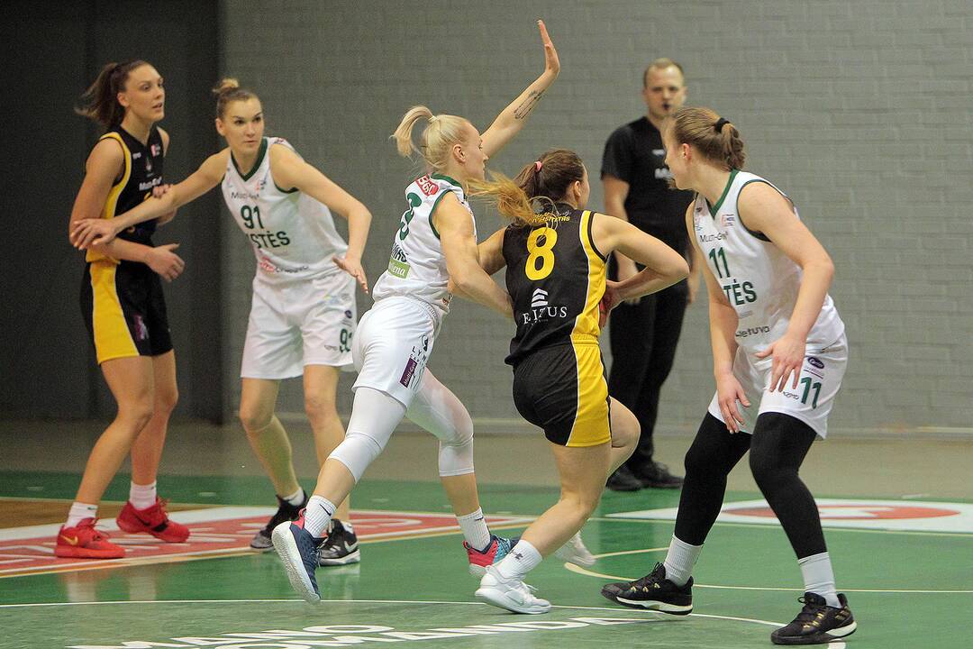 Moterų lyga: „Aistės-LSMU“ – „Šiauliai-Uni.“ 77:58
