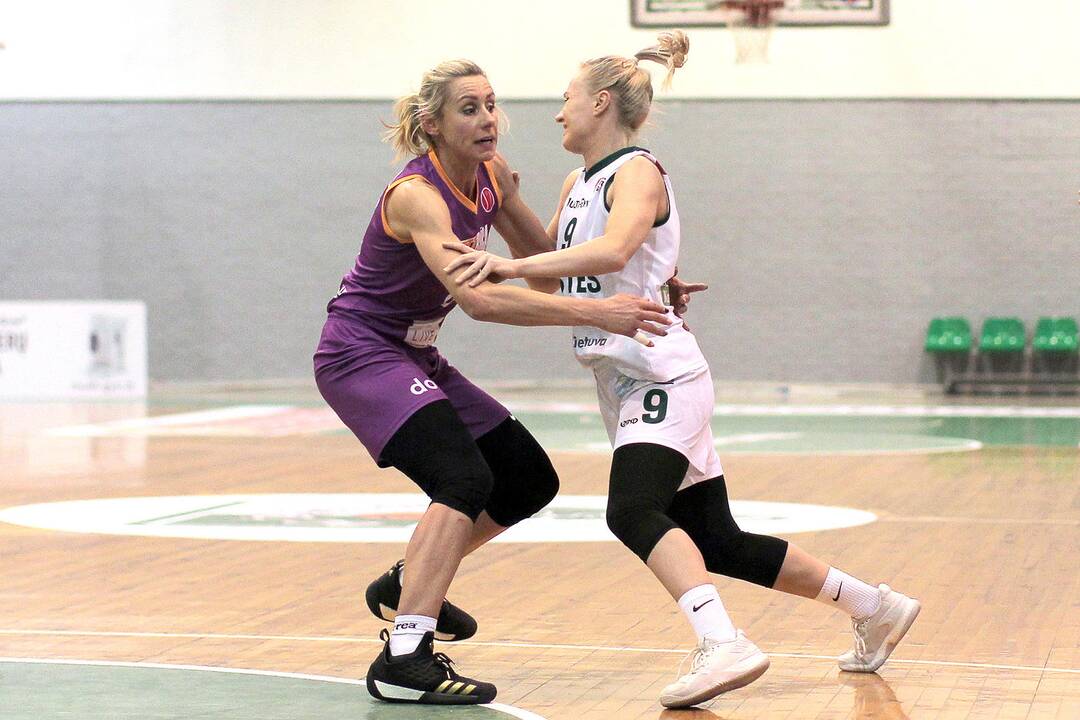 Moterų lyga: „Aistės-LSMU“ – TTT 60:74