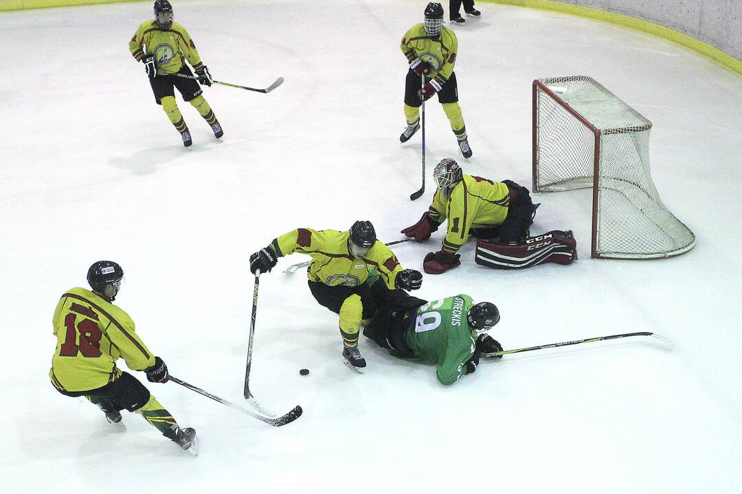 NLRL: „Kaunas Hockey“ – „Gel. vilkas“ 3:2
