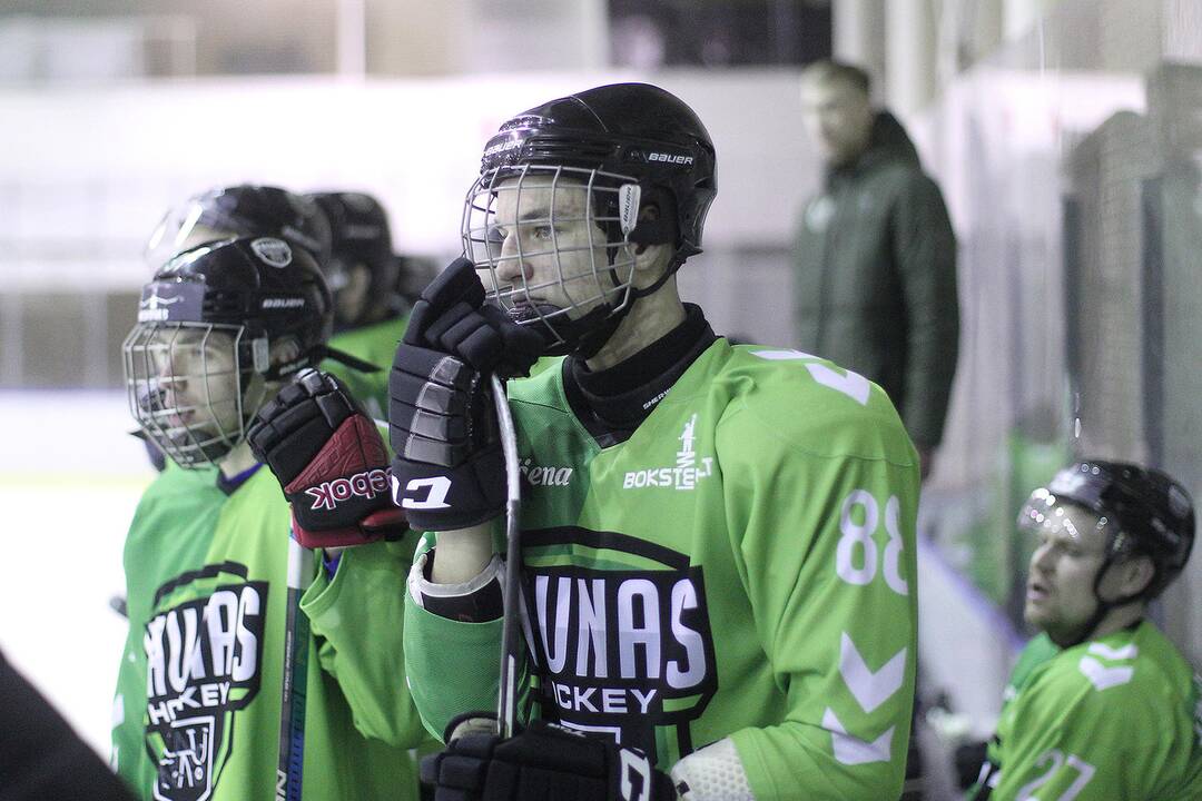 NLRL: „Kaunas Hockey“ – „Gel. vilkas“ 3:2