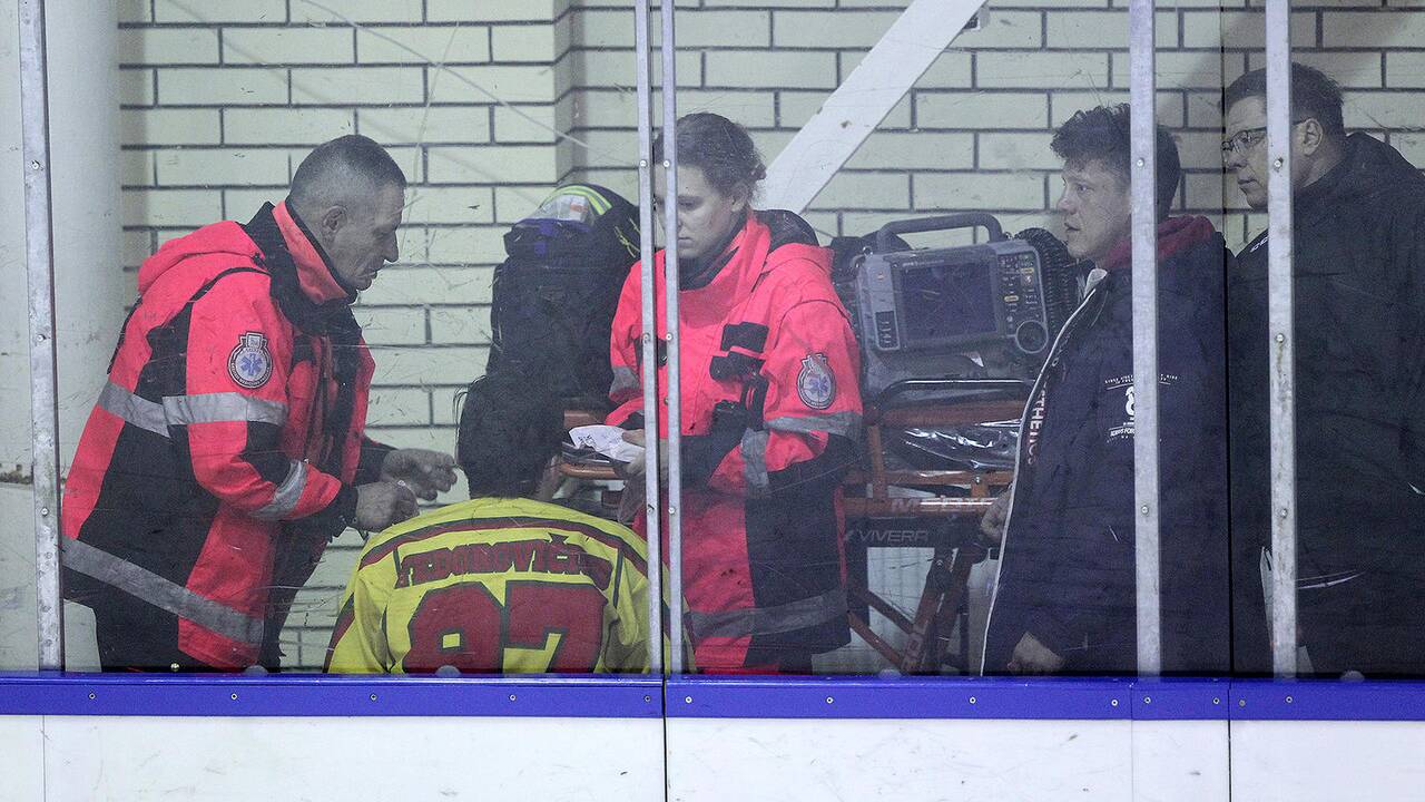 NLRL: „Kaunas Hockey“ – „Gel. vilkas“ 6:3