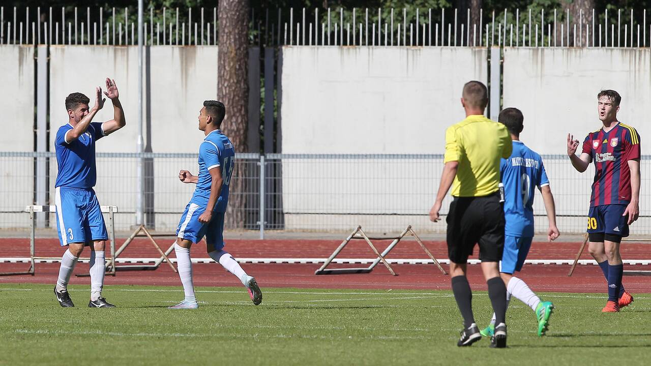 LFF taurė: „Dainava“ – „Stumbras“ 0:4