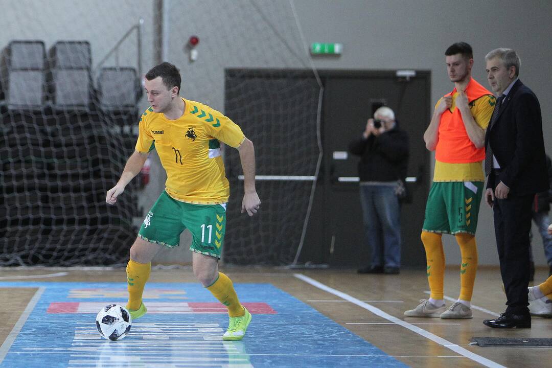 Futsalo kontrolinės: Lietuva – Kirgizija 2:6