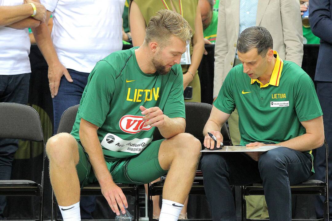 Krepšinis. Lietuva – Serbija 91:95