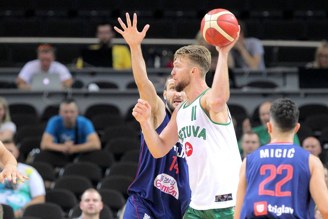 Krepšinis. Lietuva – Serbija 91:95