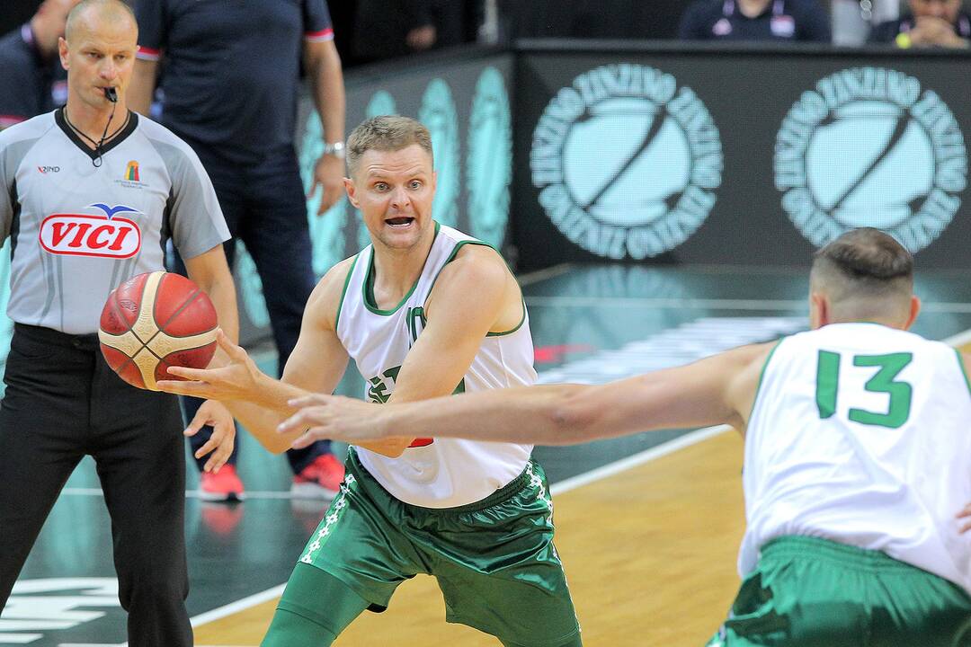 Krepšinis. Lietuva – Serbija 91:95