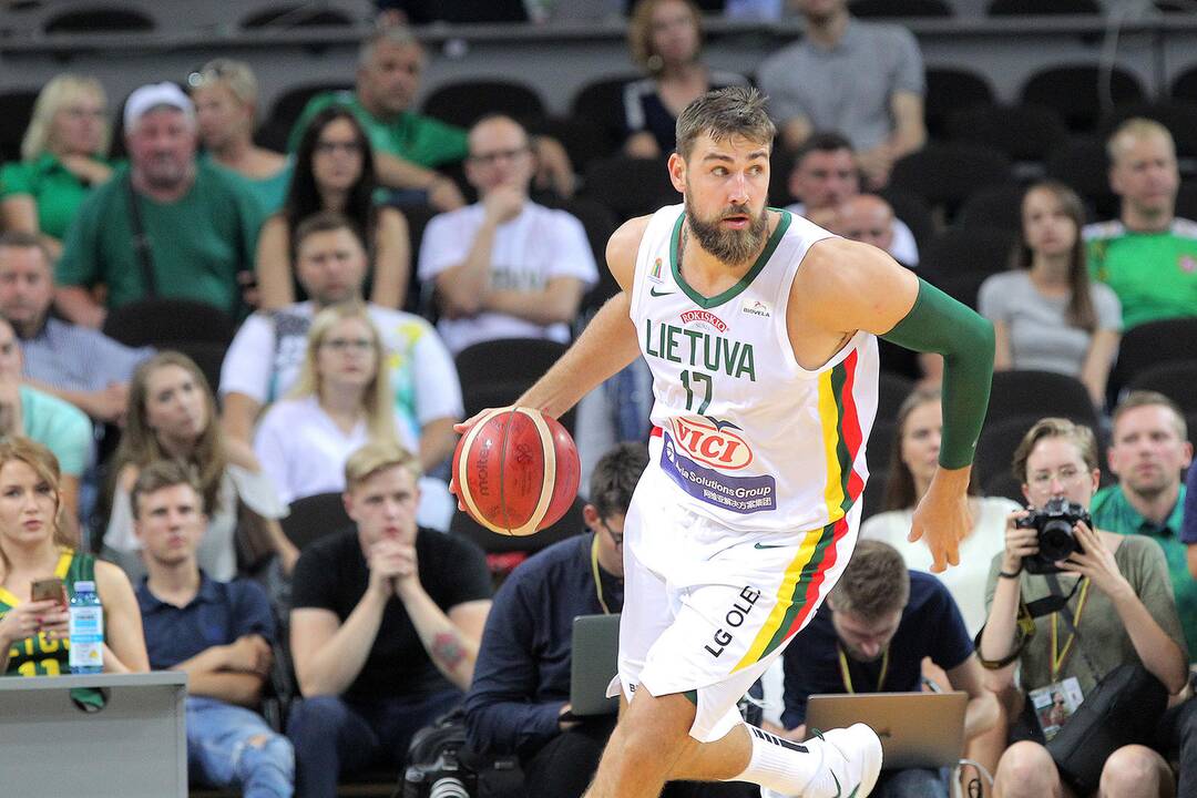 Krepšinis. Lietuva – Serbija 91:95