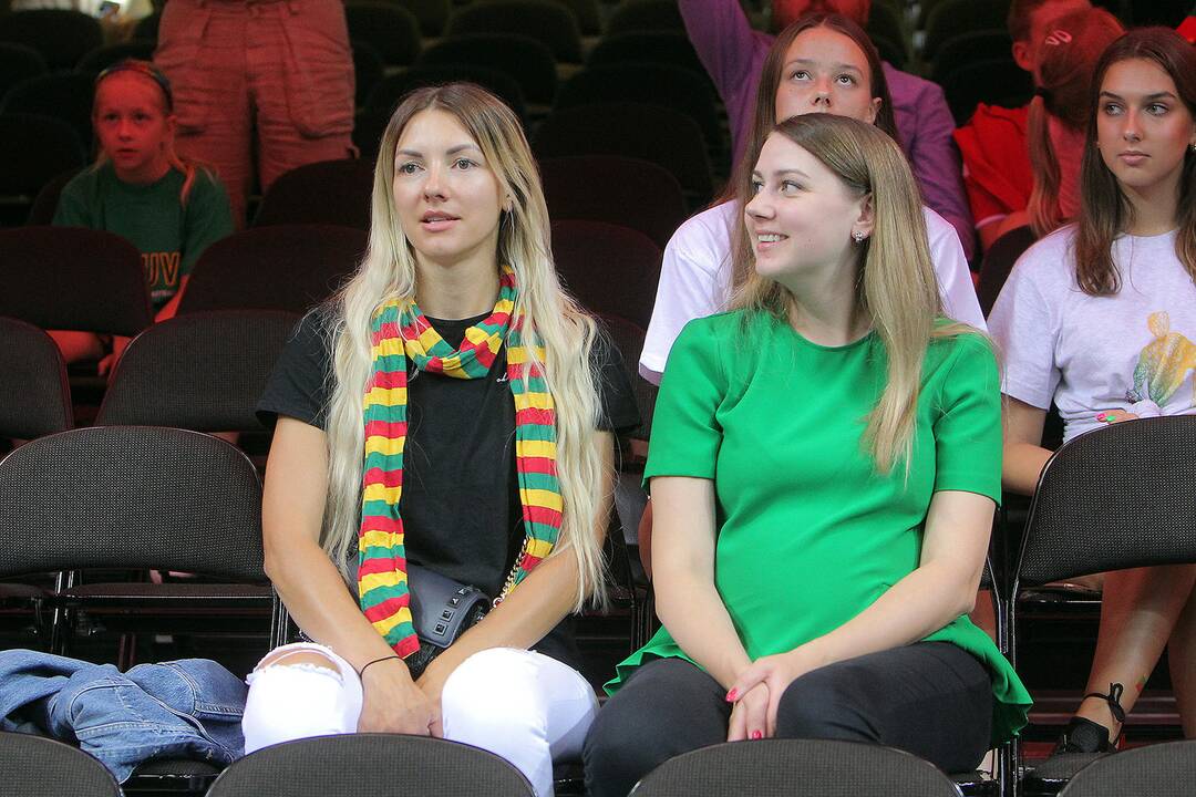 Krepšinis. Lietuva – Serbija 91:95