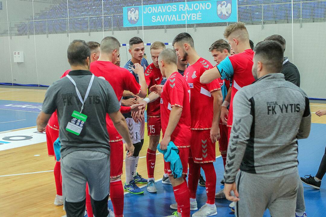 Futsalas: „Vytis“ – „Ajat“ 4:5