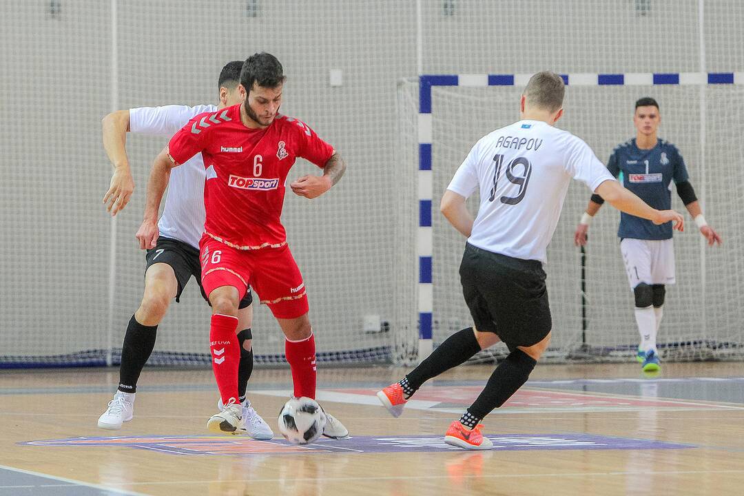 Futsalas: „Vytis“ – „Ajat“ 4:5