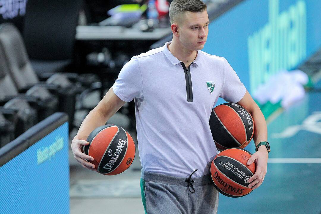 Eurolyga: „Žalgiris“ – „Anadolu Efes“ 68:74