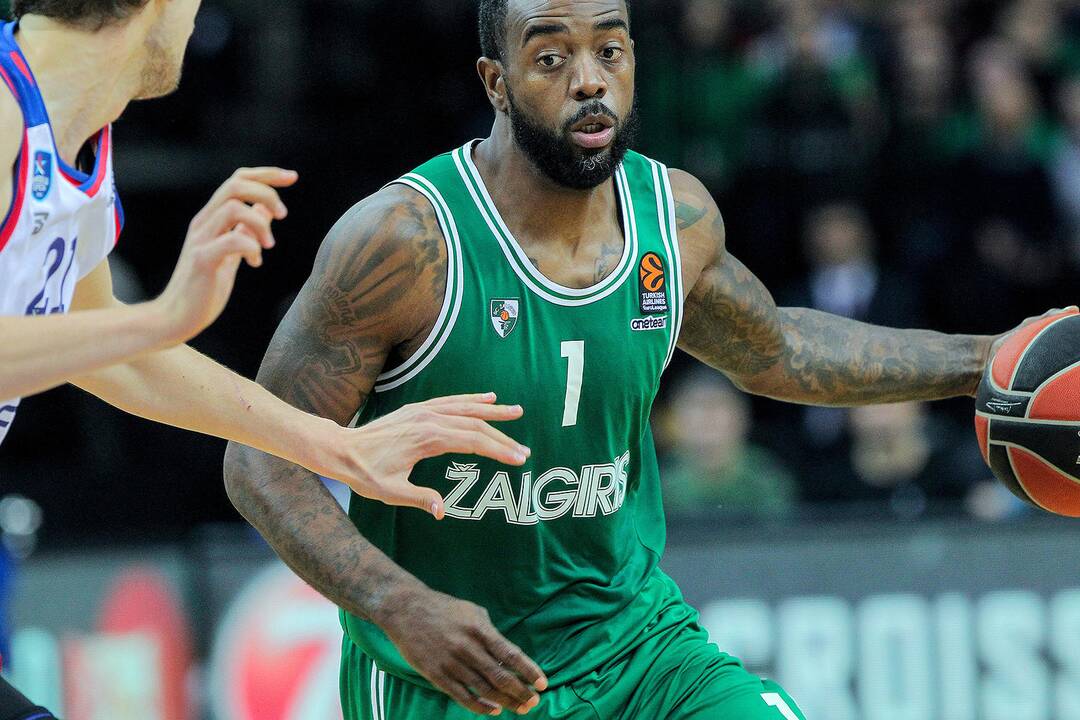 Eurolyga: „Žalgiris“ – „Anadolu Efes“ 68:74
