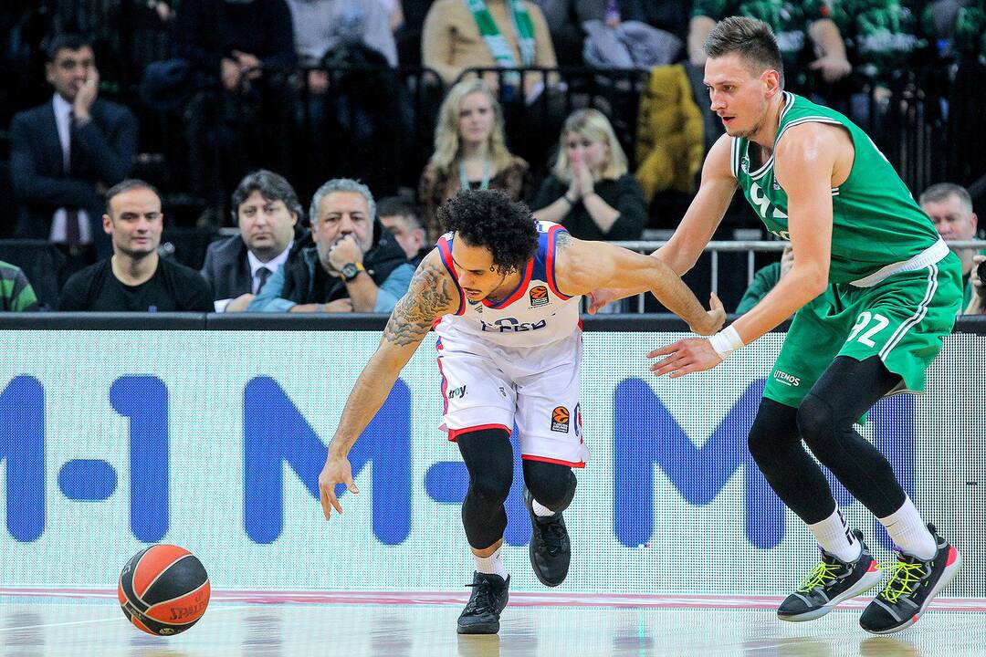 Eurolyga: „Žalgiris“ – „Anadolu Efes“ 68:74