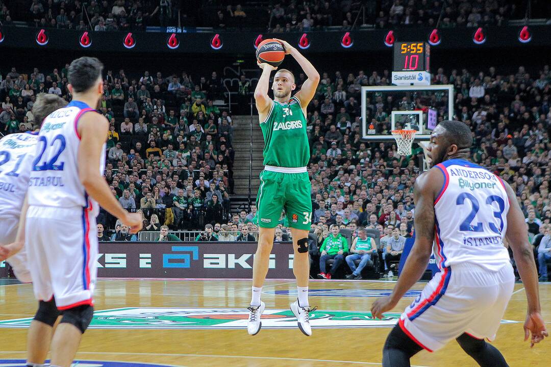 Eurolyga: „Žalgiris“ – „Anadolu Efes“ 68:74