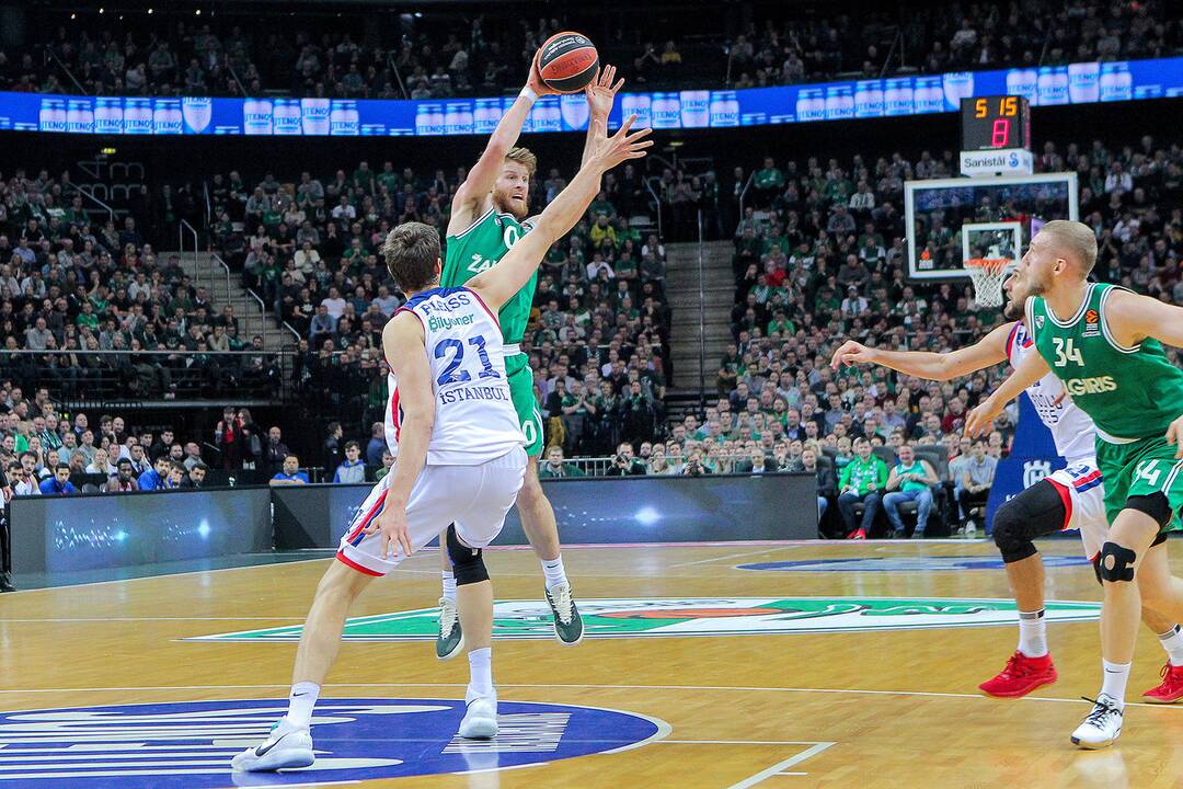 Eurolyga: „Žalgiris“ – „Anadolu Efes“ 68:74