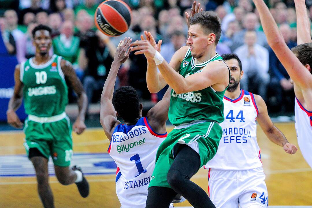Eurolyga: „Žalgiris“ – „Anadolu Efes“ 68:74