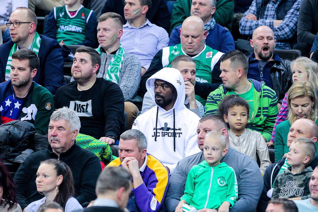 Eurolyga: „Žalgiris“ – „Anadolu Efes“ 68:74