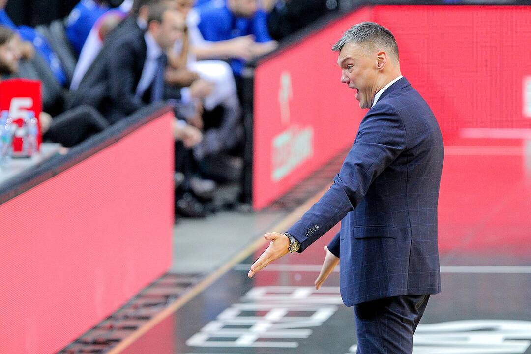 Eurolyga: „Žalgiris“ – „Anadolu Efes“ 68:74