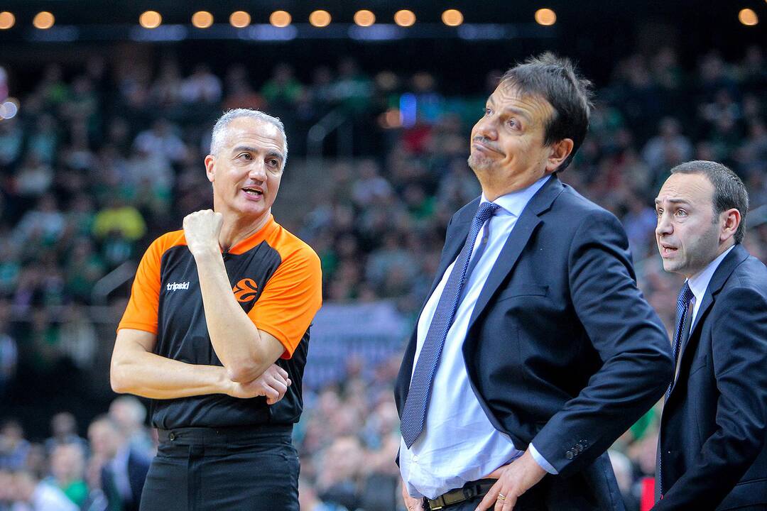 Eurolyga: „Žalgiris“ – „Anadolu Efes“ 68:74