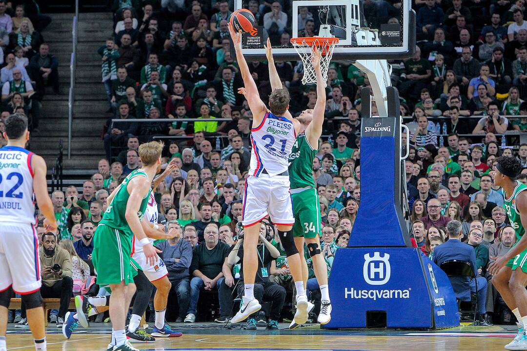 Eurolyga: „Žalgiris“ – „Anadolu Efes“ 68:74