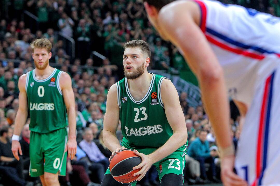 Eurolyga: „Žalgiris“ – „Anadolu Efes“ 68:74
