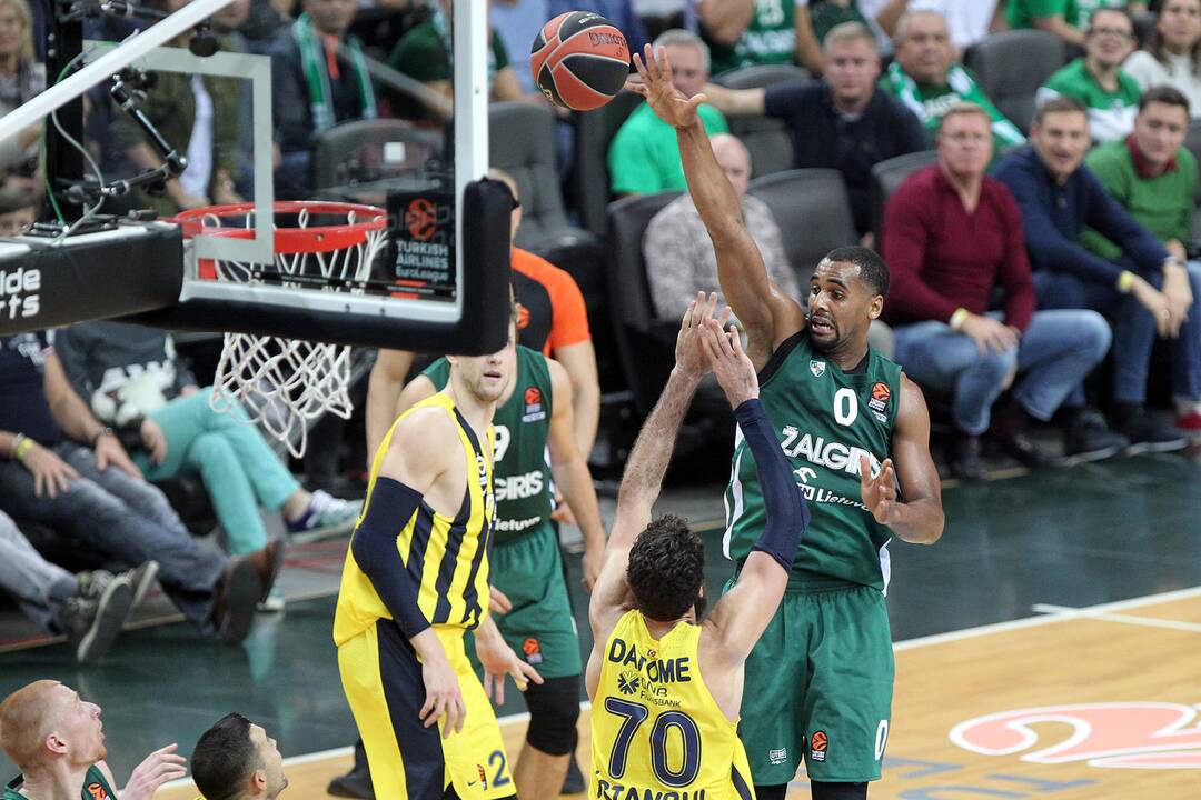 Eurolyga: „Žalgiris“ – „Fenerbachce“ 75:82