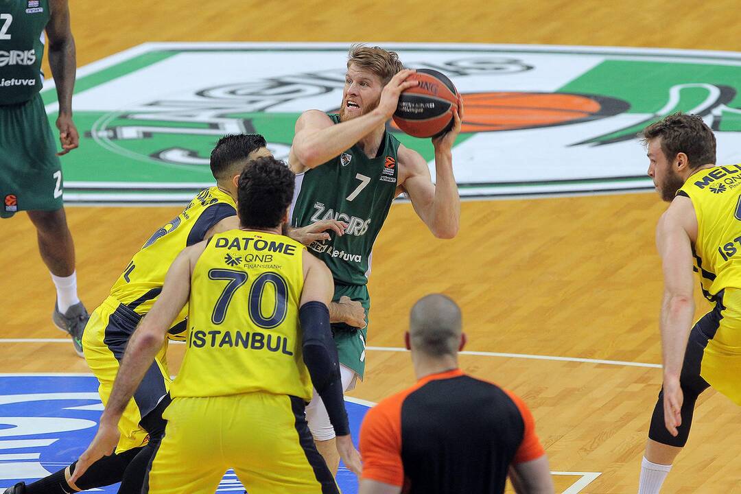 Eurolygos ketvirtfinalis: „Žalgiris“ – „Fenerbahce“ 57:66