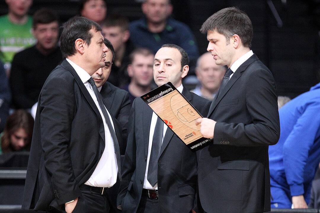 Eurolyga: „Žalgiris“ – „Anadolu Efes“ 58:79