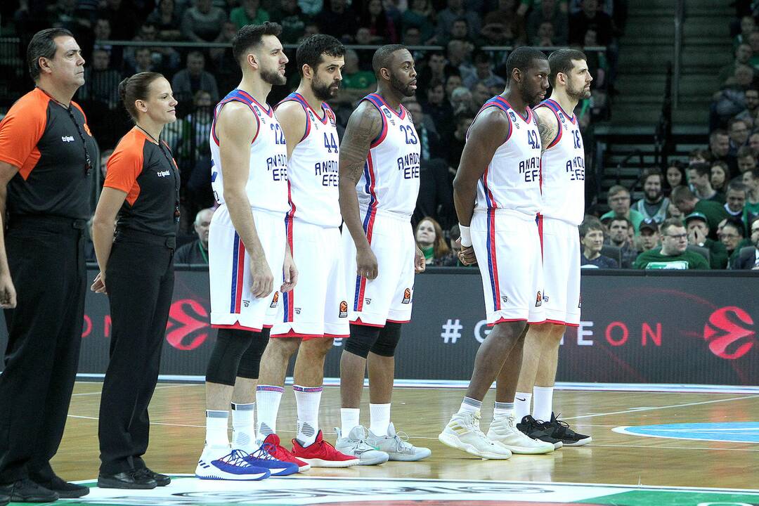 Eurolyga: „Žalgiris“ – „Anadolu Efes“ 58:79