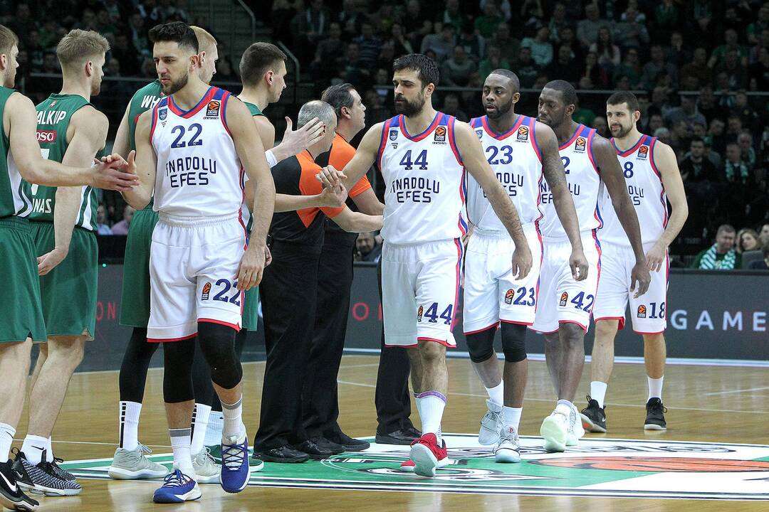 Eurolyga: „Žalgiris“ – „Anadolu Efes“ 58:79