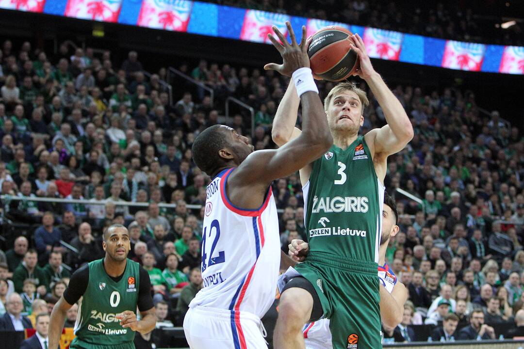 Eurolyga: „Žalgiris“ – „Anadolu Efes“ 58:79