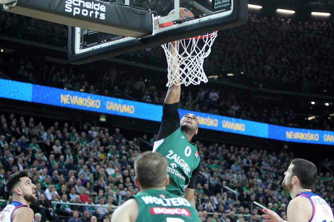Eurolyga: „Žalgiris“ – „Anadolu Efes“ 58:79