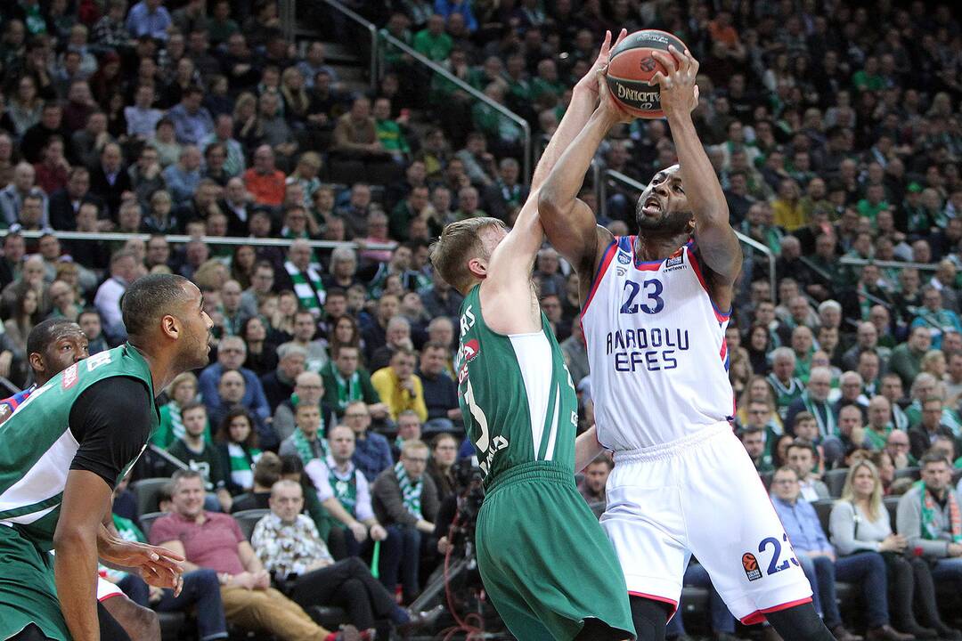 Eurolyga: „Žalgiris“ – „Anadolu Efes“ 58:79