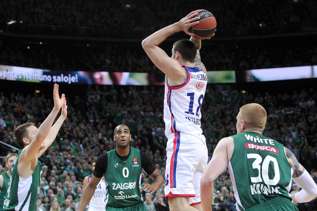Eurolyga: „Žalgiris“ – „Anadolu Efes“ 58:79