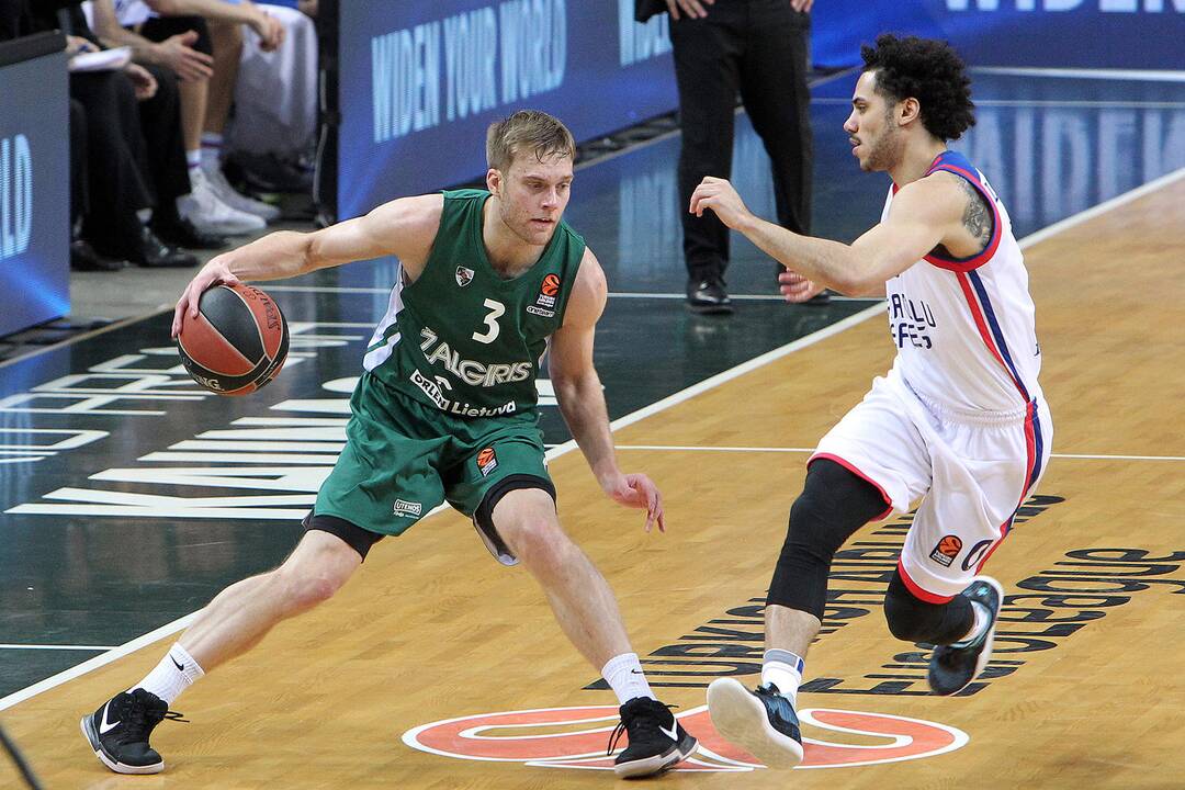 Eurolyga: „Žalgiris“ – „Anadolu Efes“ 58:79