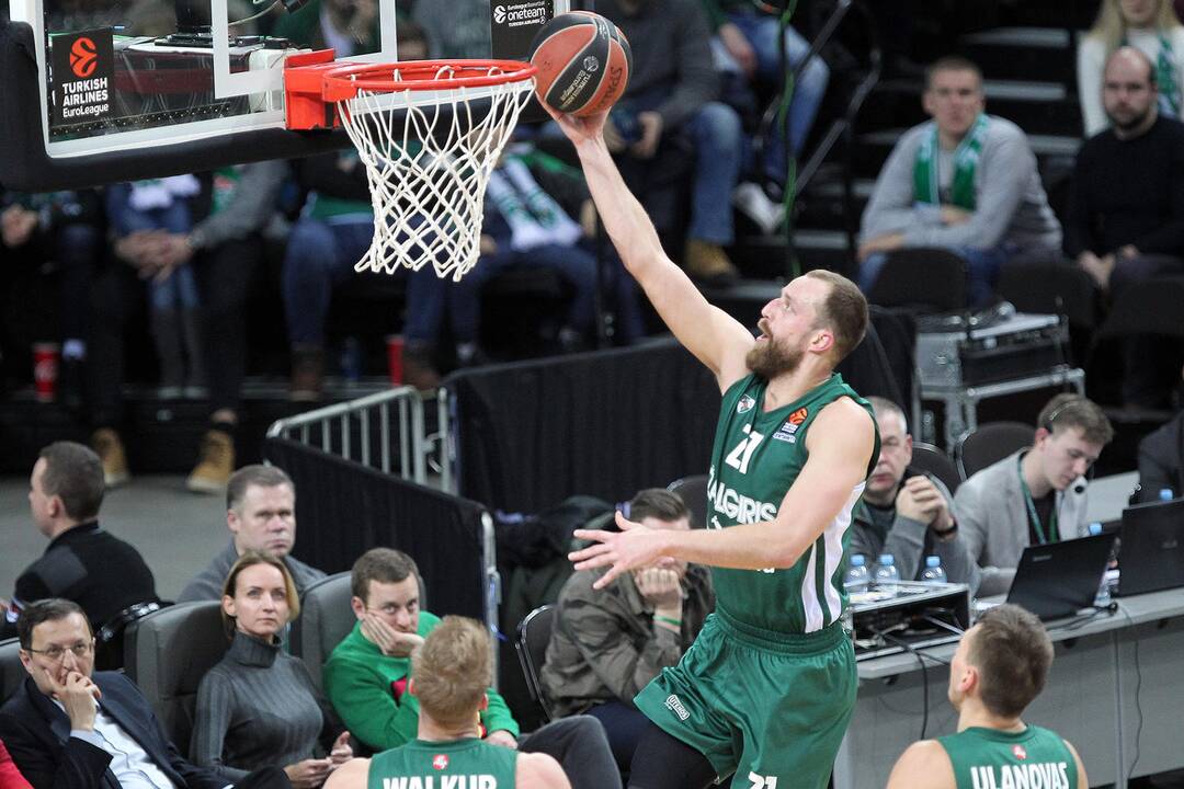 Eurolyga: „Žalgiris“ – „Anadolu Efes“ 58:79