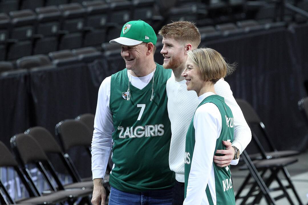 Eurolyga: „Žalgiris“ – „Anadolu Efes“ 58:79
