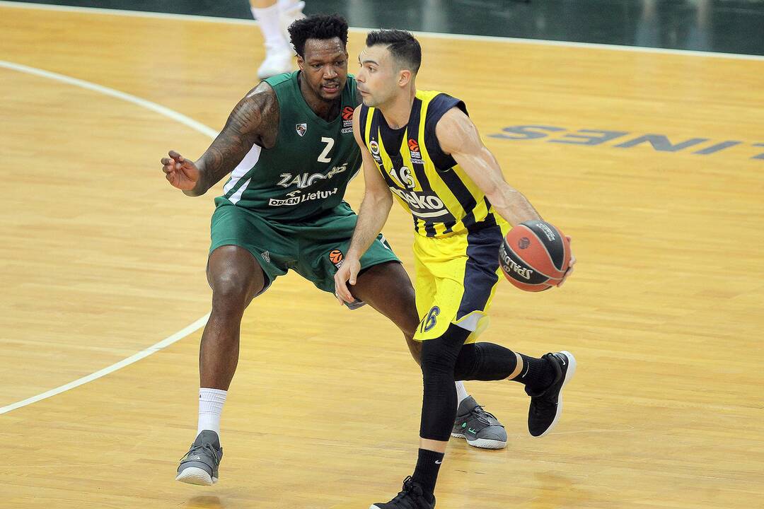 Eurolygos ketvirtfinalis: „Žalgiris“ – „Fenerbahce“ 82:99