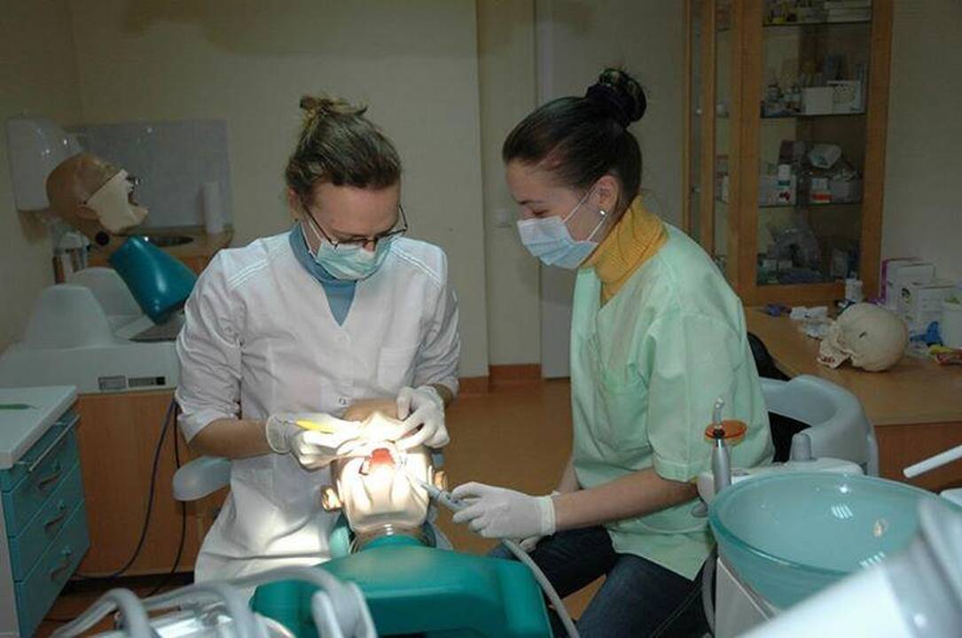 Vizija: aukštoji mokykla siekia, kad jos ugdomi specialistai patenkintų viso Vakarų Lietuvos regiono poreikius.