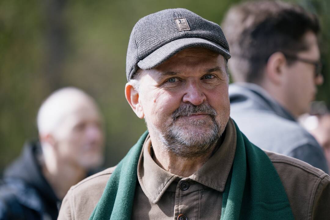 Ukrainos karo aukų atminimo ąžuolyne - dar daugiau ąžuolų
