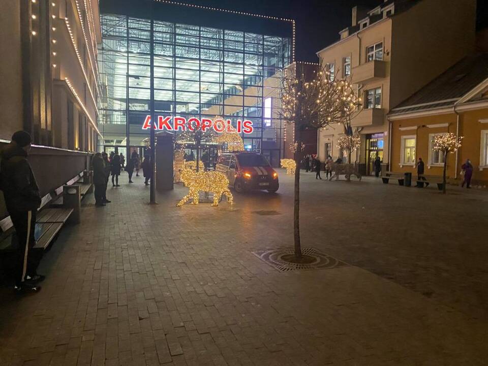 Kaune evakuotas prekybos centras „Akropolis“