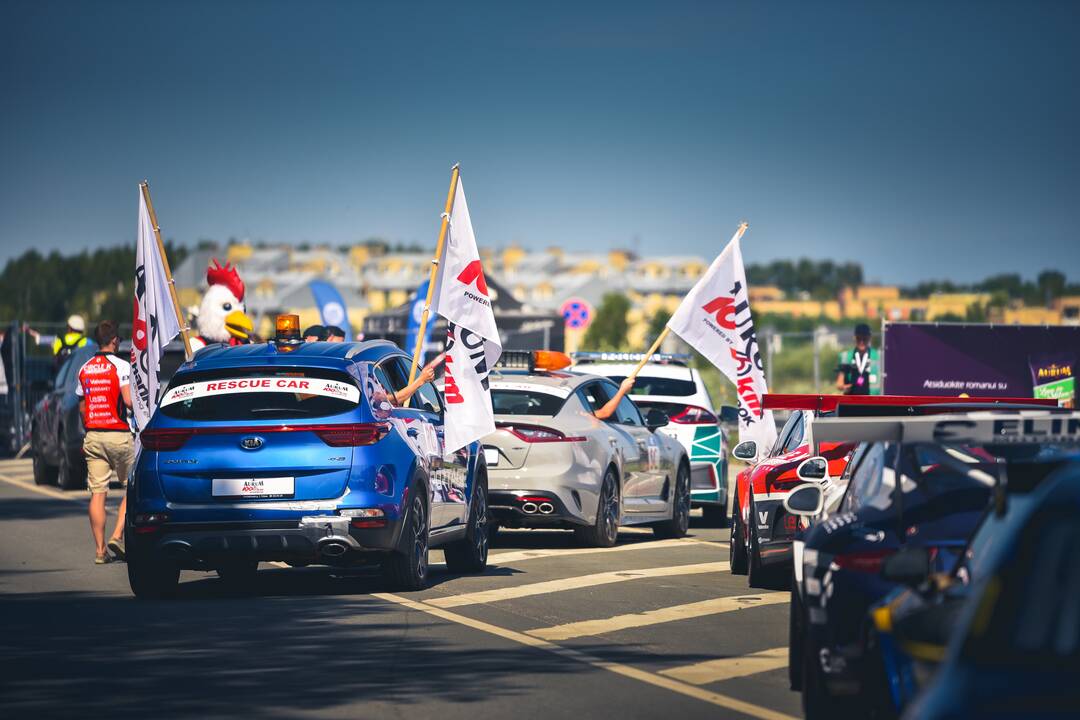 Palanga alsuoja „Aurum 1006 km lenktynių“ ritmu