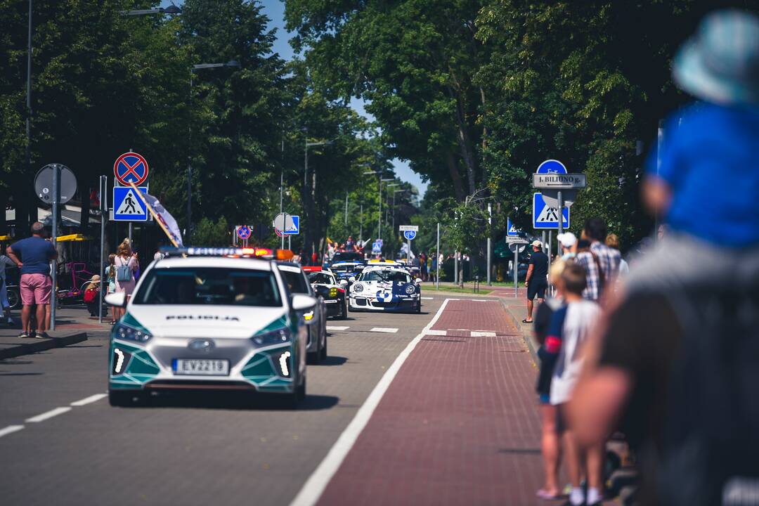 Palanga alsuoja „Aurum 1006 km lenktynių“ ritmu