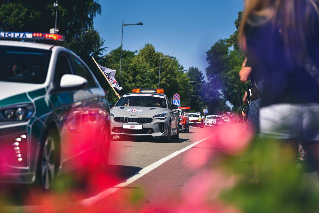Palanga alsuoja „Aurum 1006 km lenktynių“ ritmu