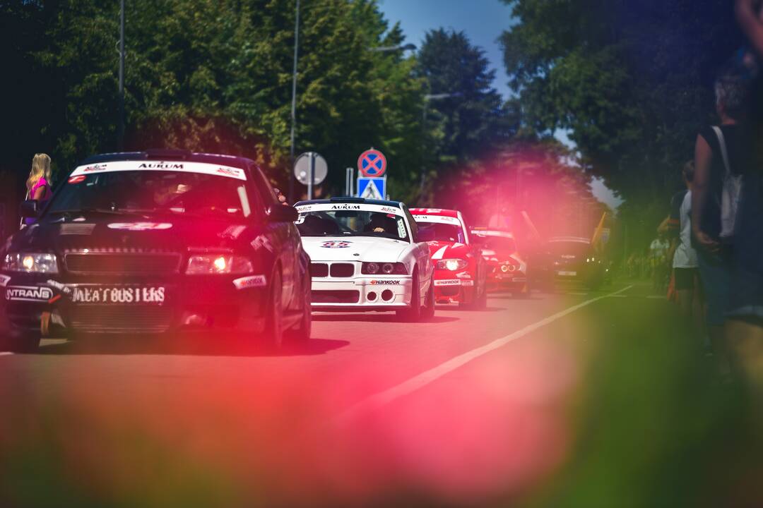 Palanga alsuoja „Aurum 1006 km lenktynių“ ritmu
