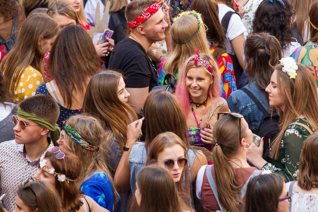 Šventinė VU studentų eisena